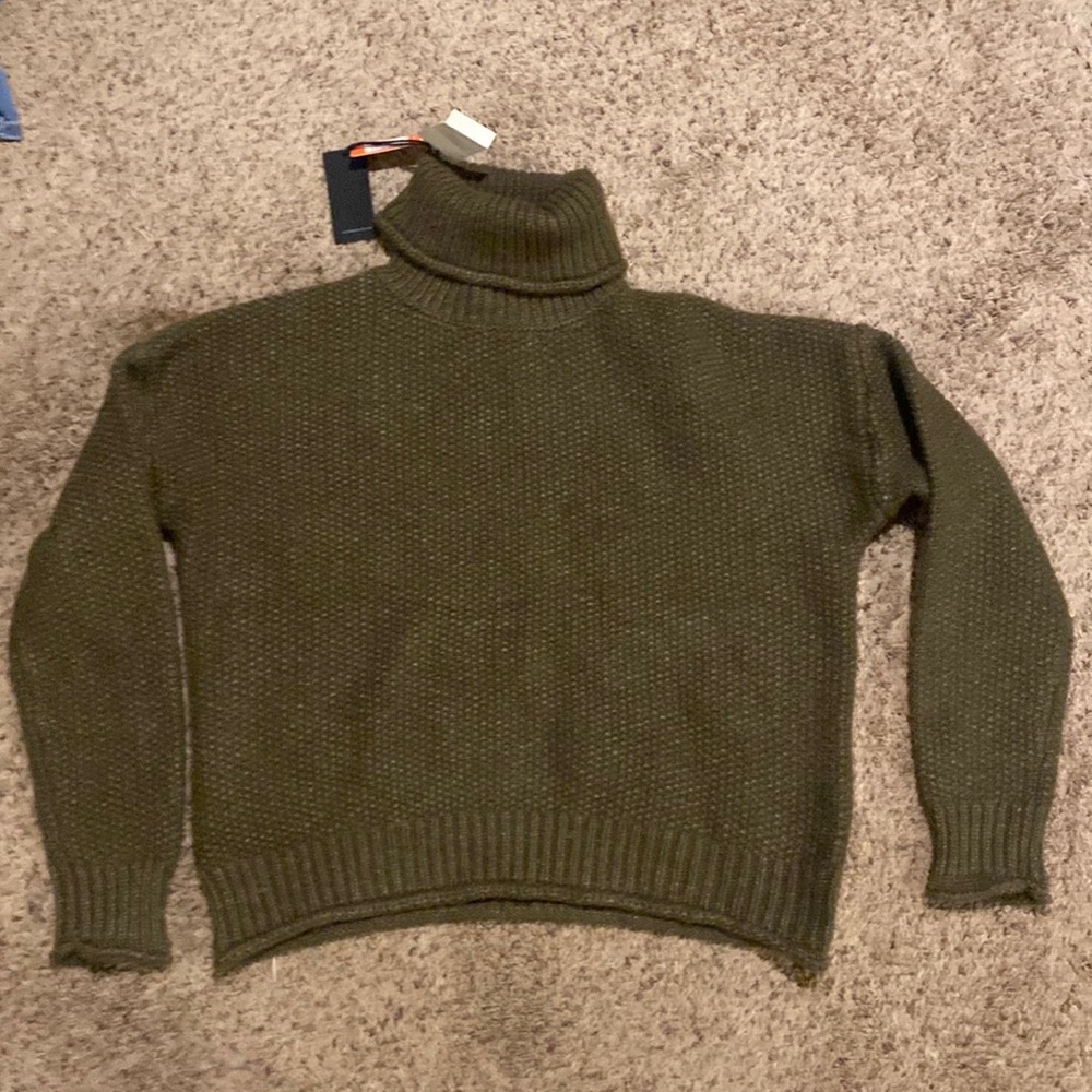 M Olive Green Turtleneck Sweater NWT